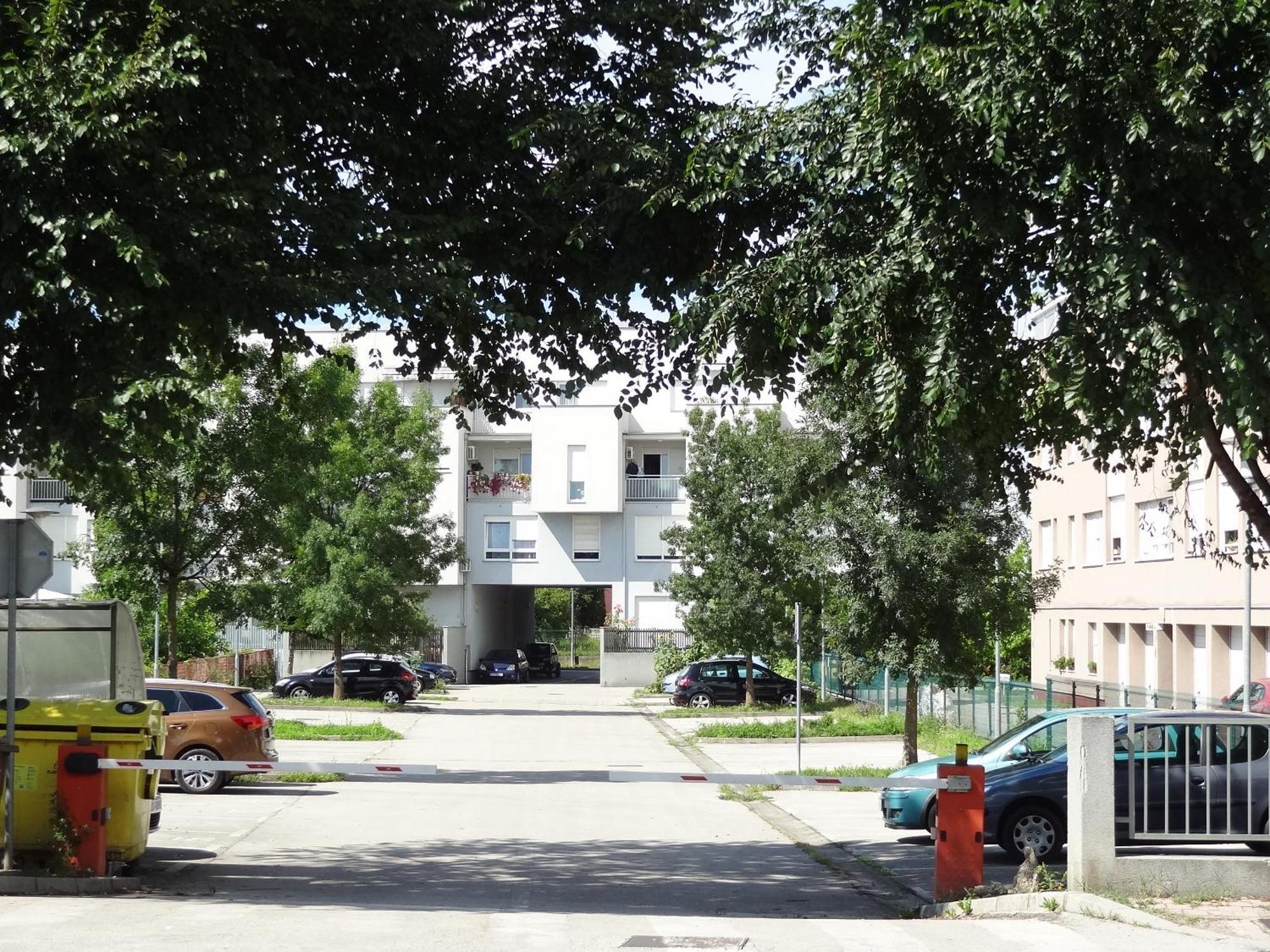 זאגרב Well-Equipped Apartment With Free Parking מראה חיצוני תמונה